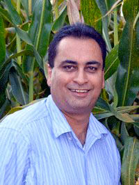 Portrait of Rajan Sekhon